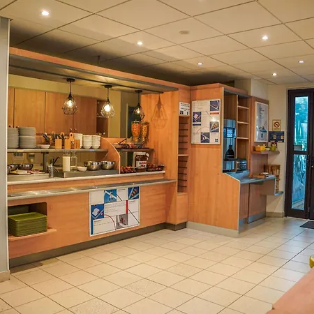 Ibis Budget Bayeux Hotel 2*