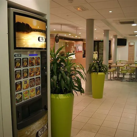 Отель Ibis Budget 2*